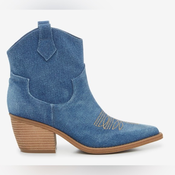 NWOT: Marc Fisher Gidden Denim Cowboy Bootie - Size 7.5 - Picture 3 of 7
